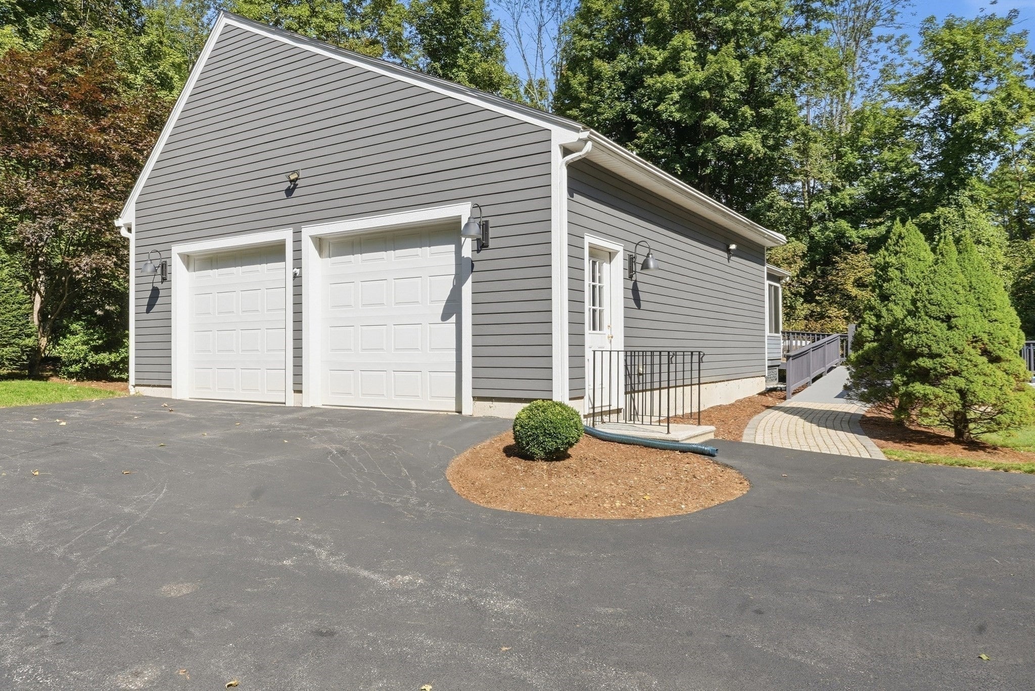 140 Town Farm Road