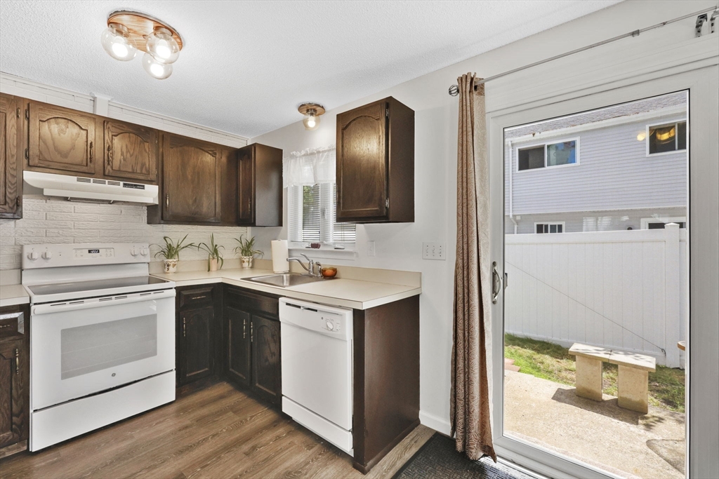 49 Sheri Ln 49