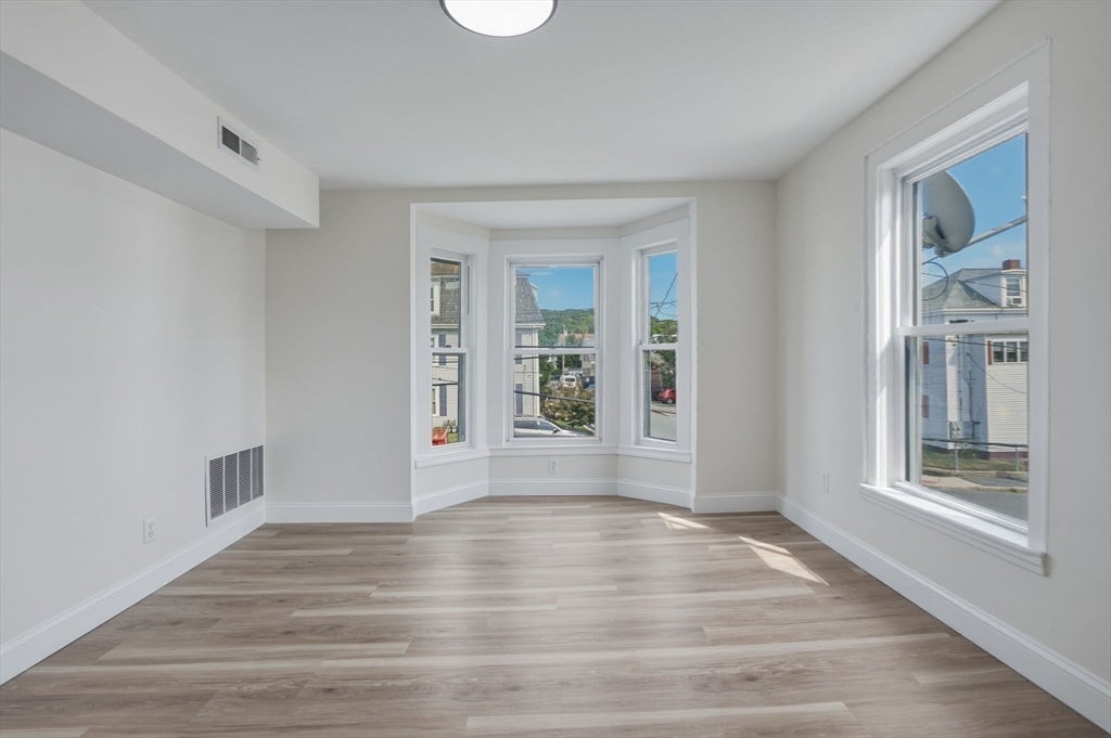 26 Millett St, Gloucester, MA, 26 Millett St, Gloucester, MA Photo #25