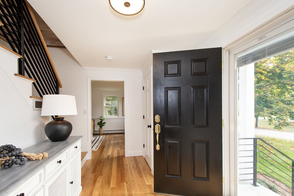 40 Boxwood Ln
