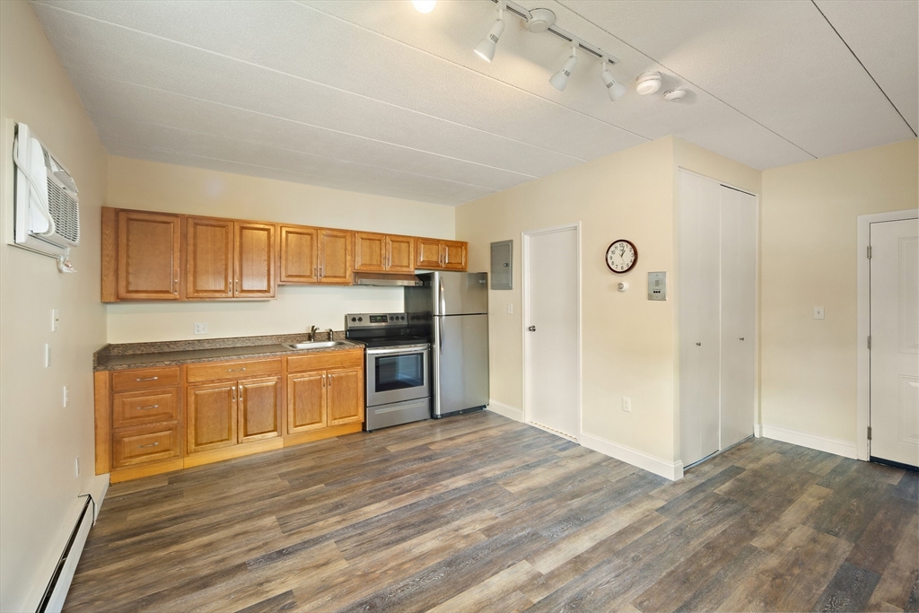 995 Massachusetts Avenue 105