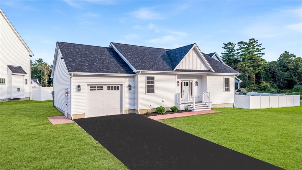 2 Marthas Vineyard Dr