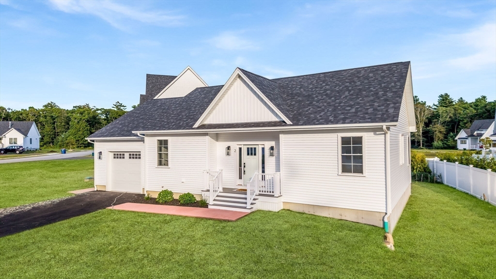 2 Marthas Vineyard Dr