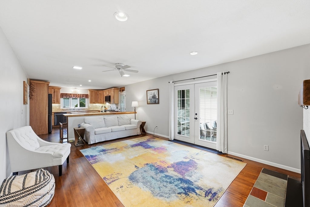 478 Western Ave, Westfield, MA Photo #14