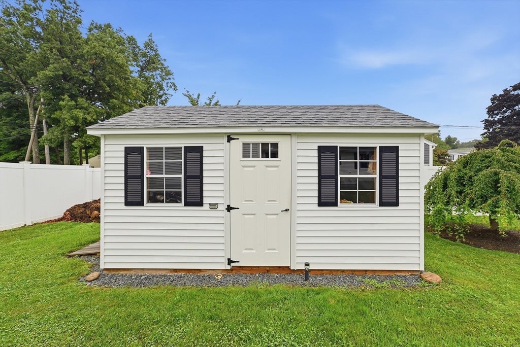 478 Western Ave, Westfield, MA Photo #10