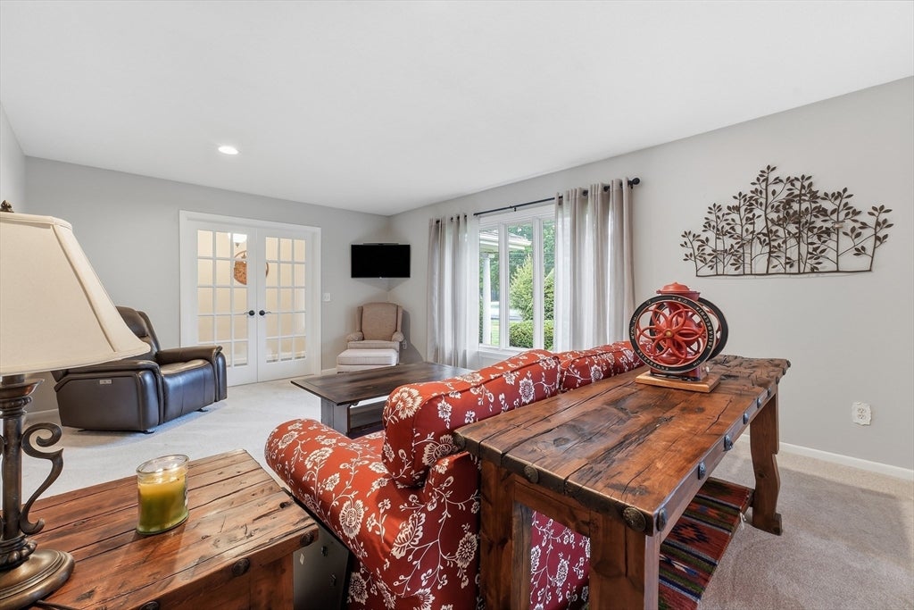 478 Western Ave, Westfield, MA Photo #18