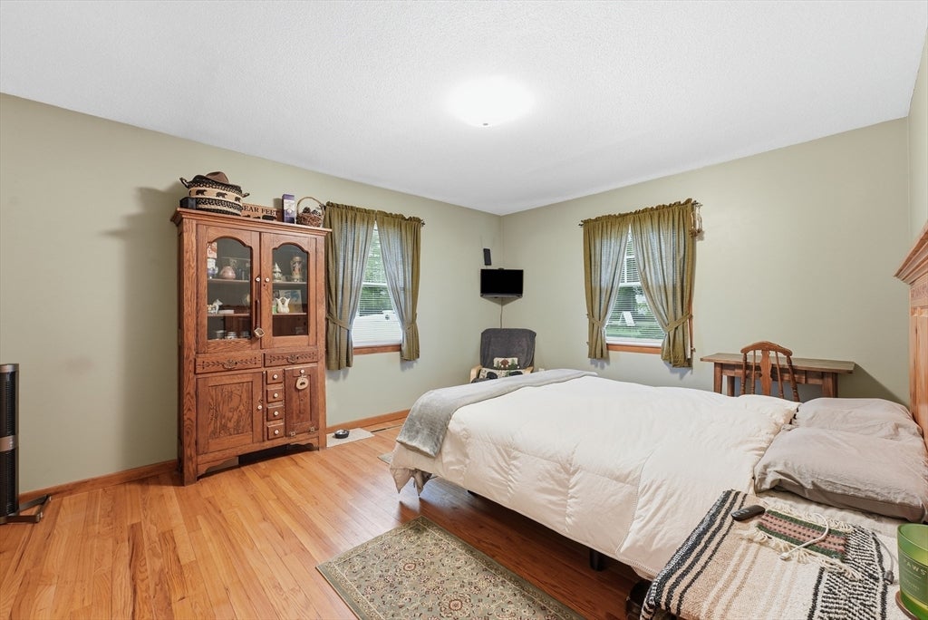 478 Western Ave, Westfield, MA Photo #27