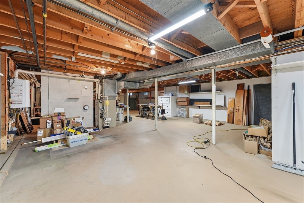 478 Western Ave, Westfield, MA Photo #36