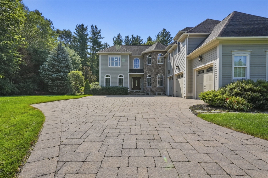 112 Mill St