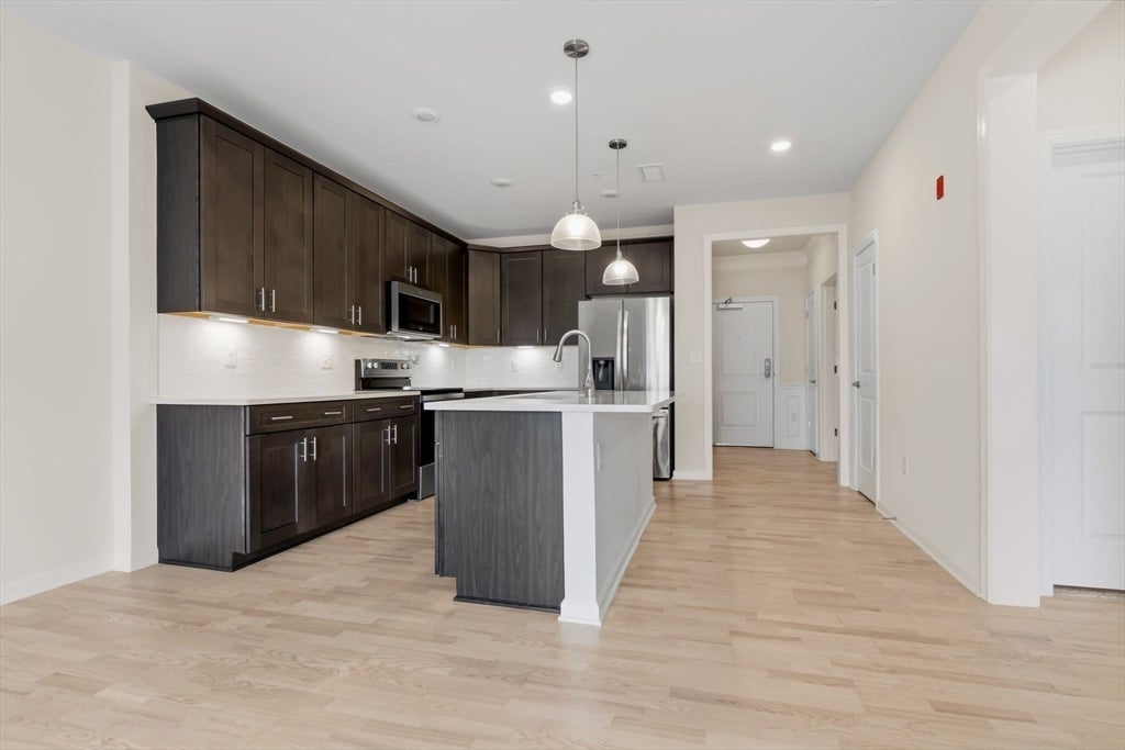 260 Martins Landing Way #202, North Reading, MA Photo #5