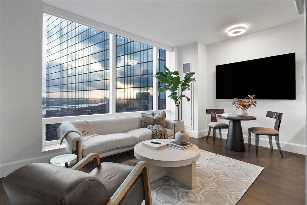 430 Stuart Street 25D