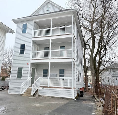 Photo of 23 Bellevue St #2, Worcester, MA 01609 (MLS # 73496007)