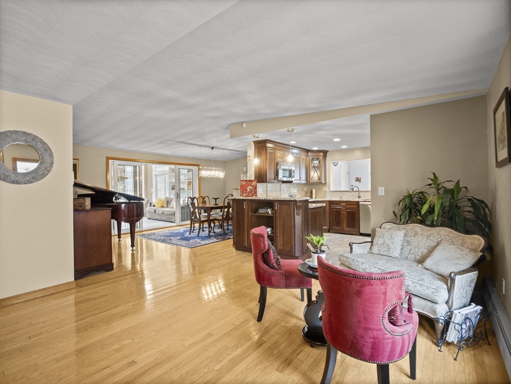 21 Sandra Dr
