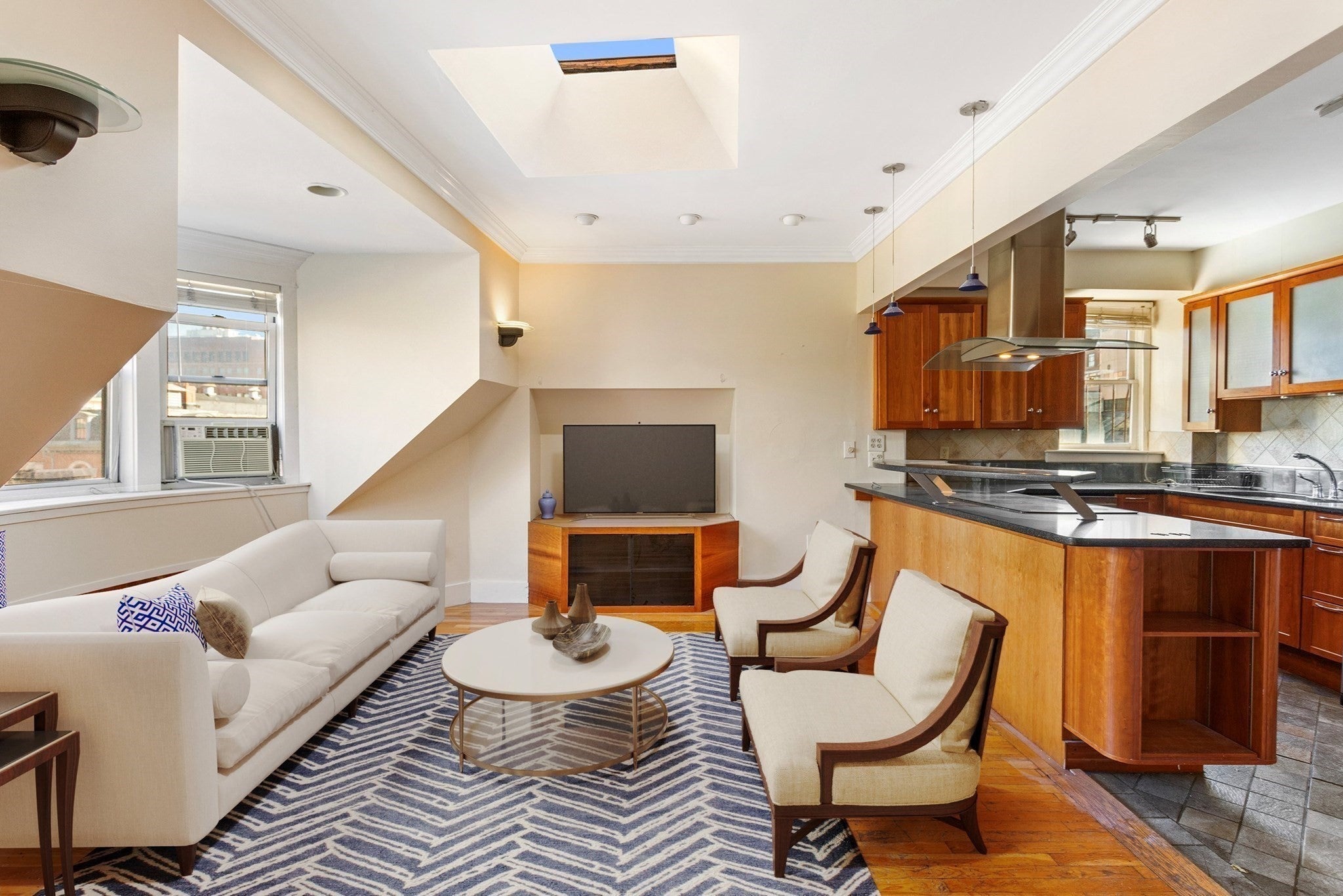 41 Worcester Sq