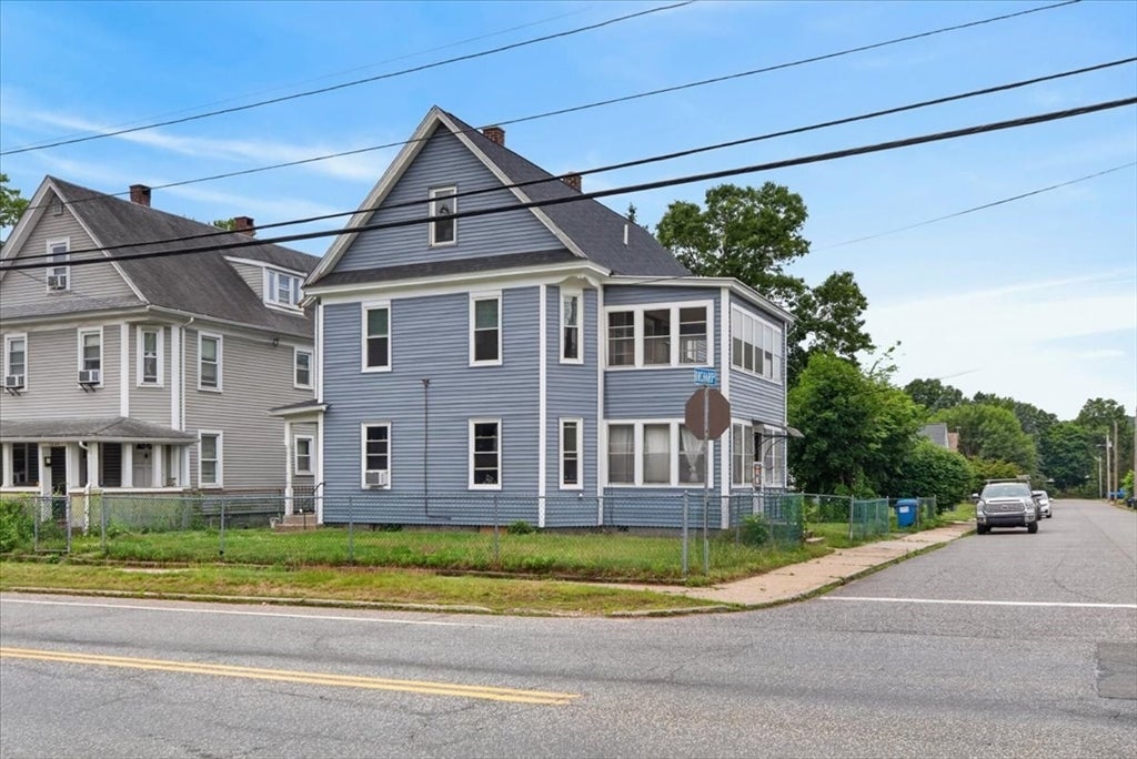1644-1646 N Main St