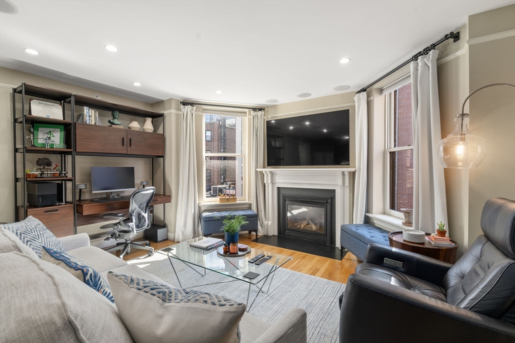 294 Newbury Street 3B