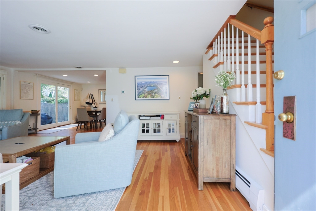 26B Pleasant St B
