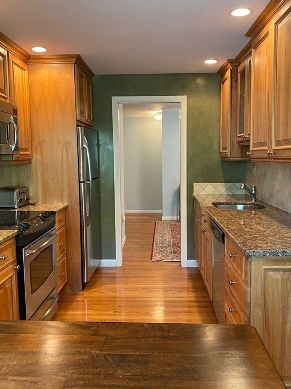 128 Pleasant St #201, Arlington, MA Photo #3
