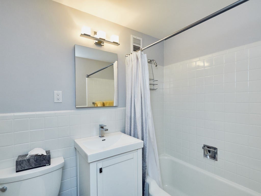 128 Pleasant St #201, Arlington, MA Photo #7