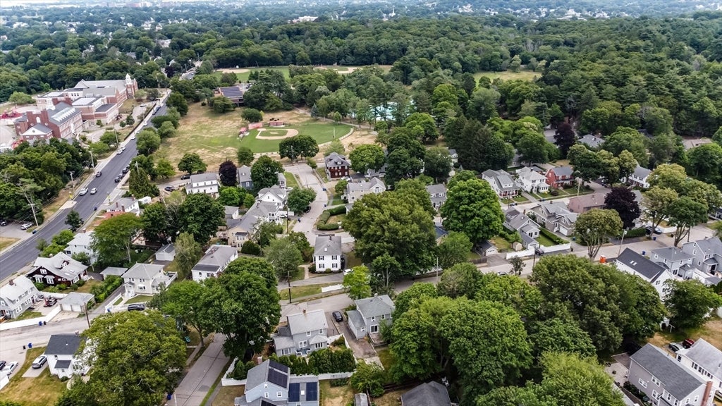 29 Lawrence Rd