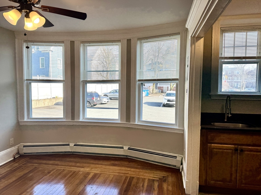 124 Green Street 206