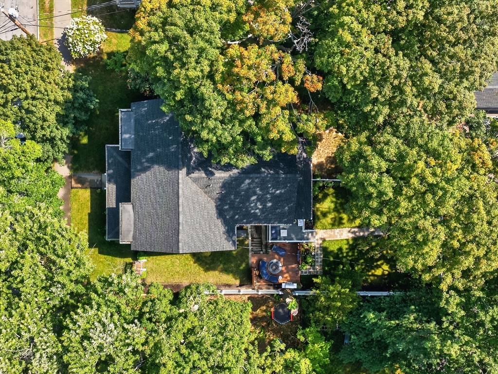 Framingham, Massachusetts 01702, United States, 3 Bedrooms Bedrooms, ,3 BathroomsBathrooms,Residential,Active,256226