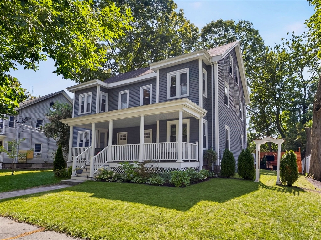 Framingham, Massachusetts 01702, United States, 3 Bedrooms Bedrooms, ,3 BathroomsBathrooms,Residential,Active,256226