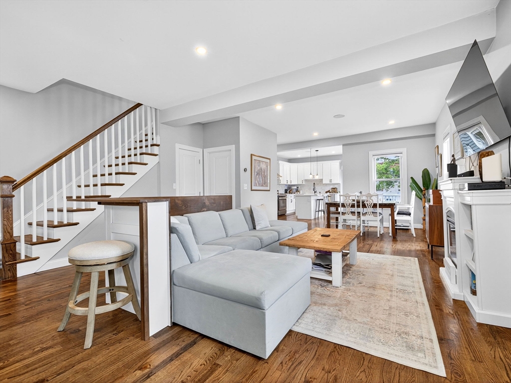 13 Melrose Street 13