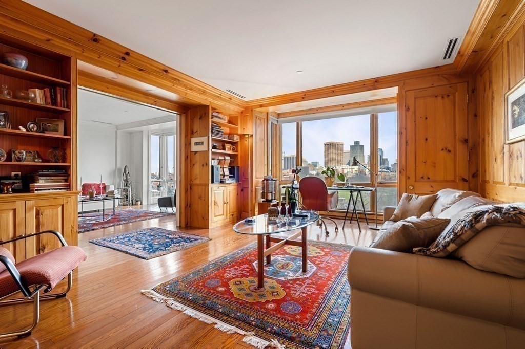2 Commonwealth Ave 12B