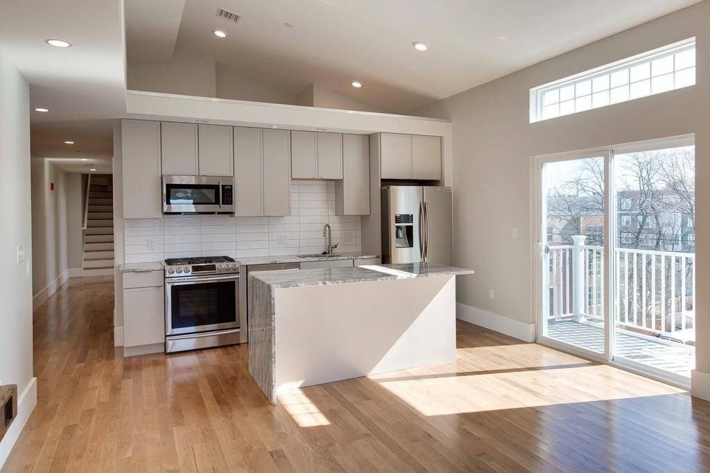 Photo of 204 Spencer Ave, Chelsea, MA