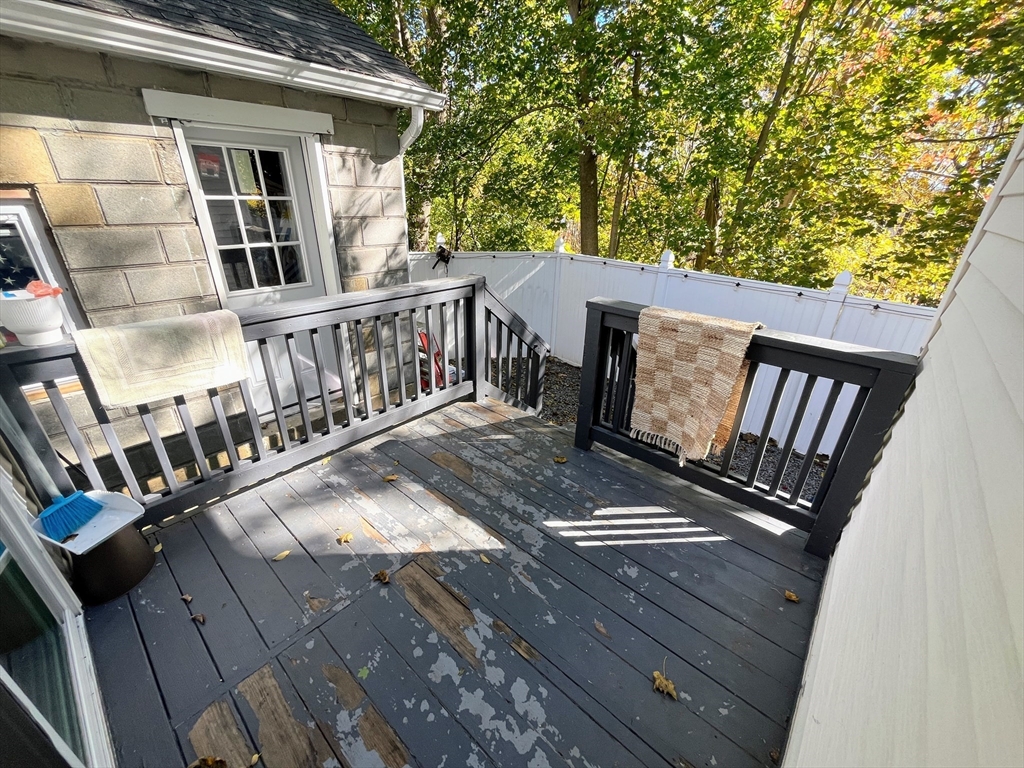506 Pleasant Street