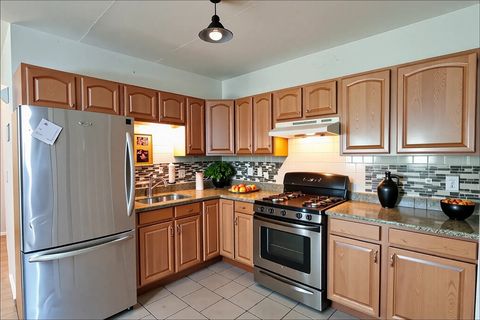 48-50 Manchester St 1 Lawrence MA 01841
