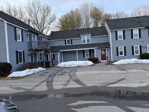 Photo of 39 Lantern Lane #4, Dracut, MA 01826 (MLS # 73484819)