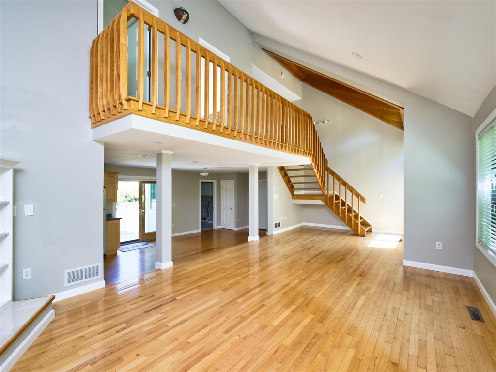 23 Fesser Ave