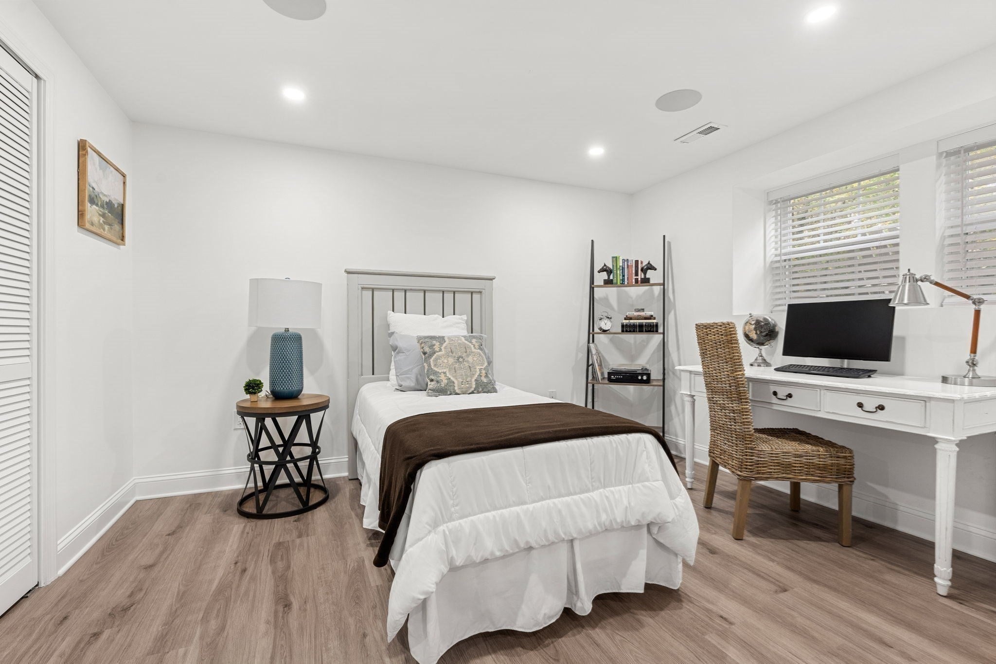 33 Skyhawk Cir, Weymouth, MA, 33 Skyhawk Cir, Weymouth, MA Photo #31
