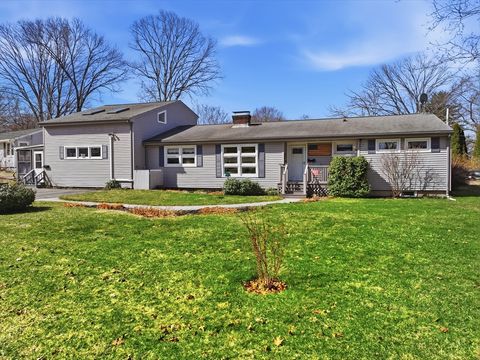 Photo of 11 Paul St, Auburn, MA 01501 (MLS # 73530863)