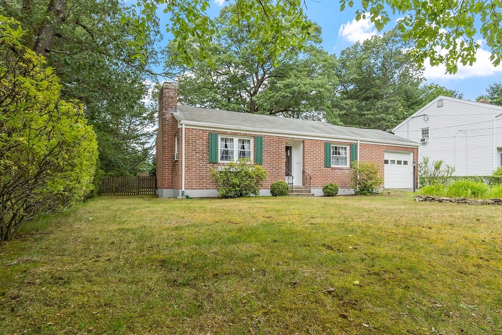 24 Miland Ave