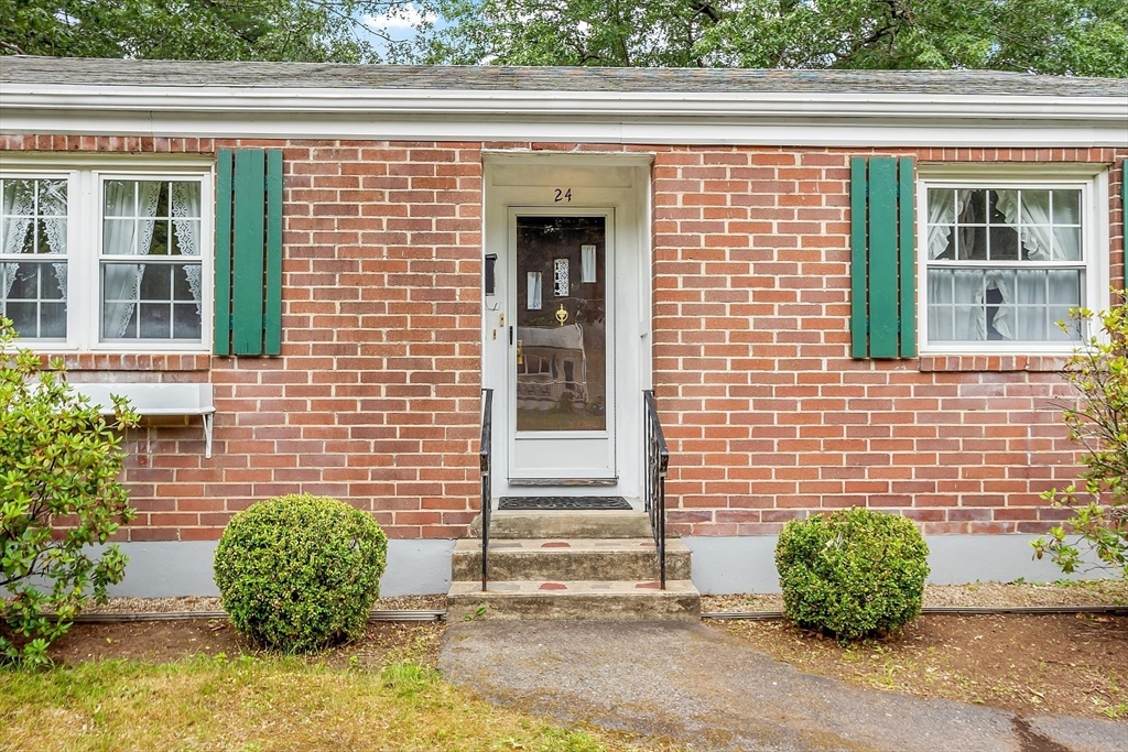 24 Miland Ave