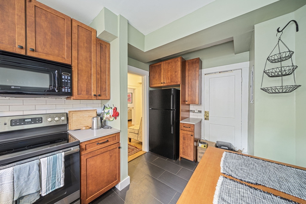 155 Strathmore 12A