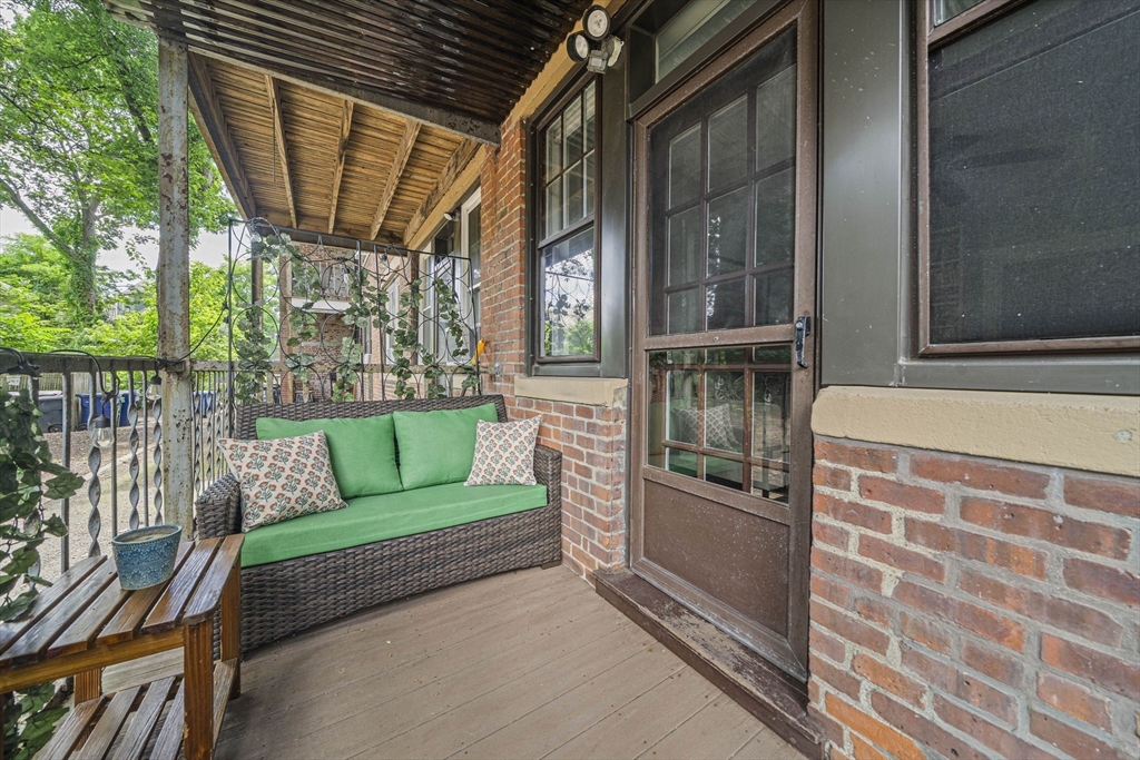 155 Strathmore 12A