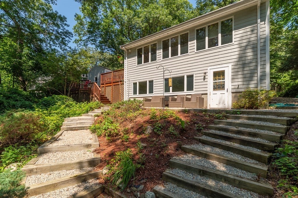 101 Topsfield Road