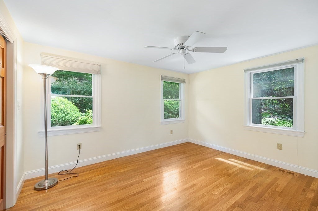 101 Topsfield Road, Wenham, MA Photo #17