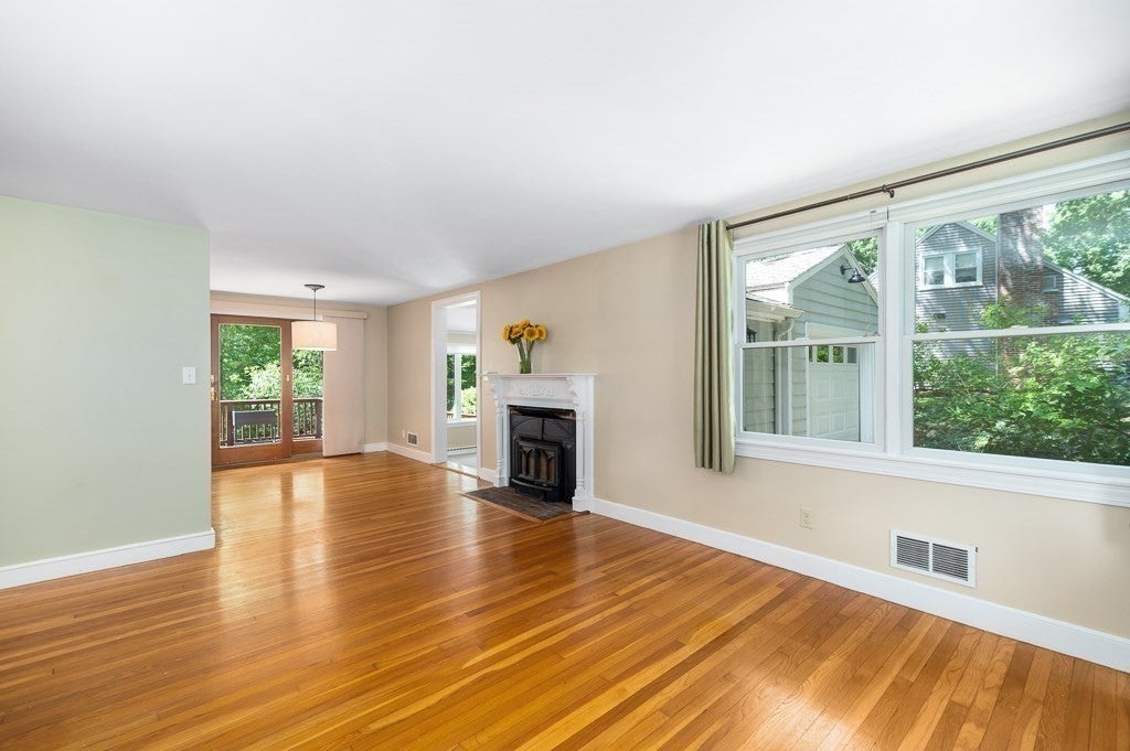 101 Topsfield Road, Wenham, MA Photo #7