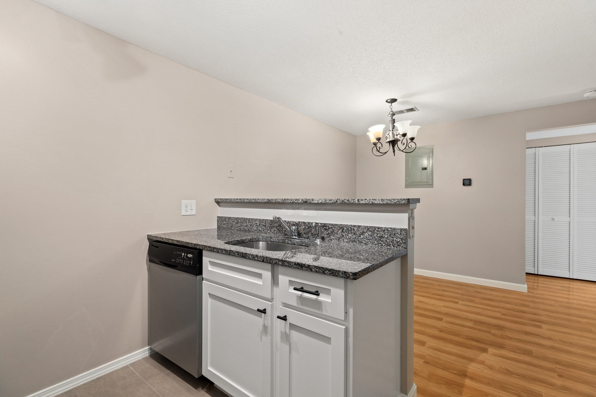 6 Walden Dr #6, Natick, MA Photo #8