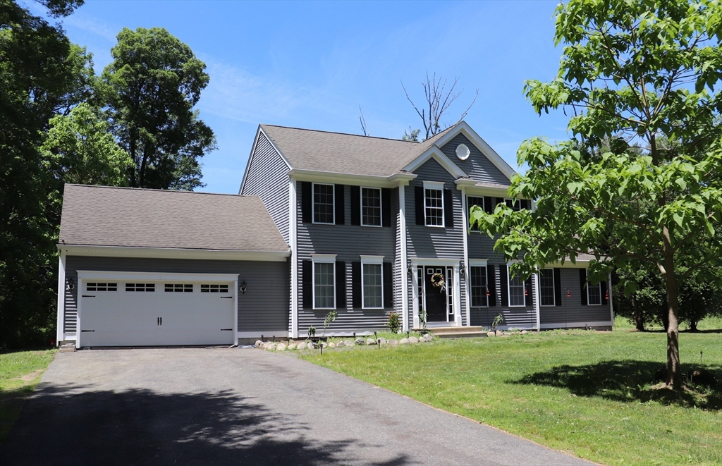 2 Collins Ln