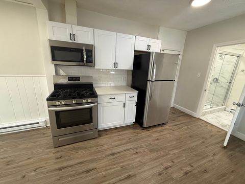 Photo of 92 S Common #4, Lynn, MA 01902 (MLS # 73472828)