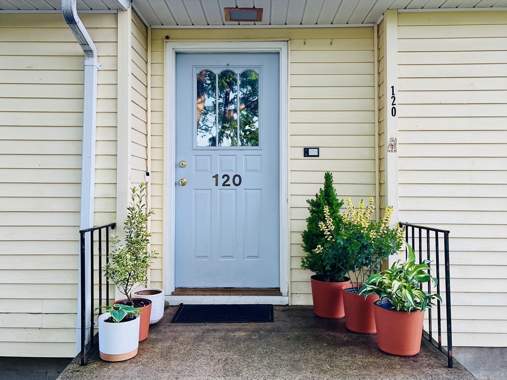 120 Tracy Circle