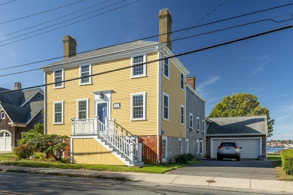 164 Main St