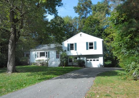 13 Beverly Rd Acton MA 01720