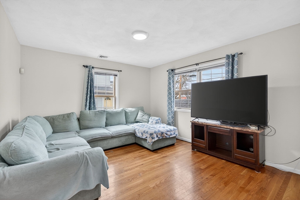 97 Clinton St 97
